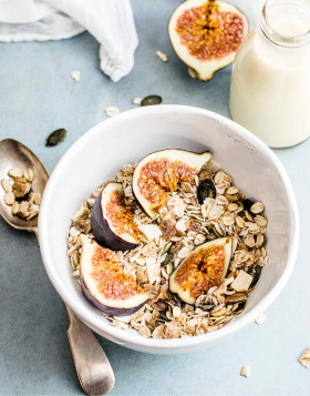 Overnight oats with figs and honey recipe
